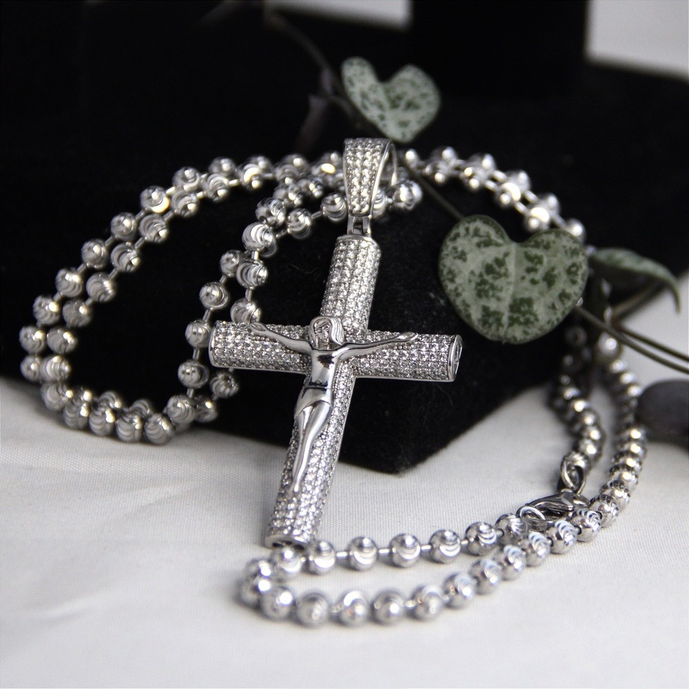 925 Sterling Silver Iced Out Crucifix Cross Pendant 4mm Moon Cut Ball Chain 28in